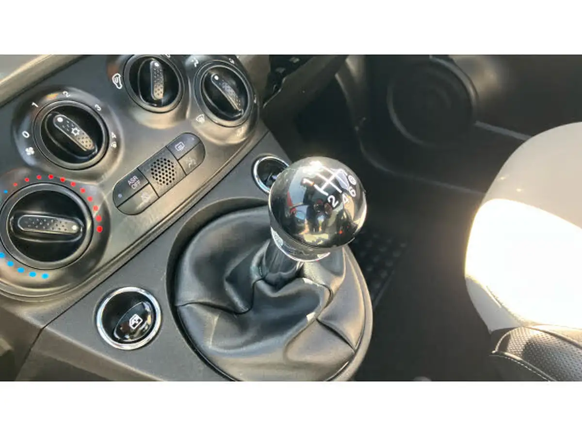 2021-fiat-500-10-dolcevita-big-12