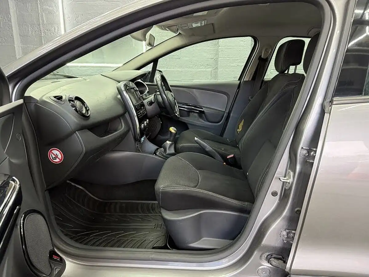 2013-renault-clio-09-dynamique-eco-big-49