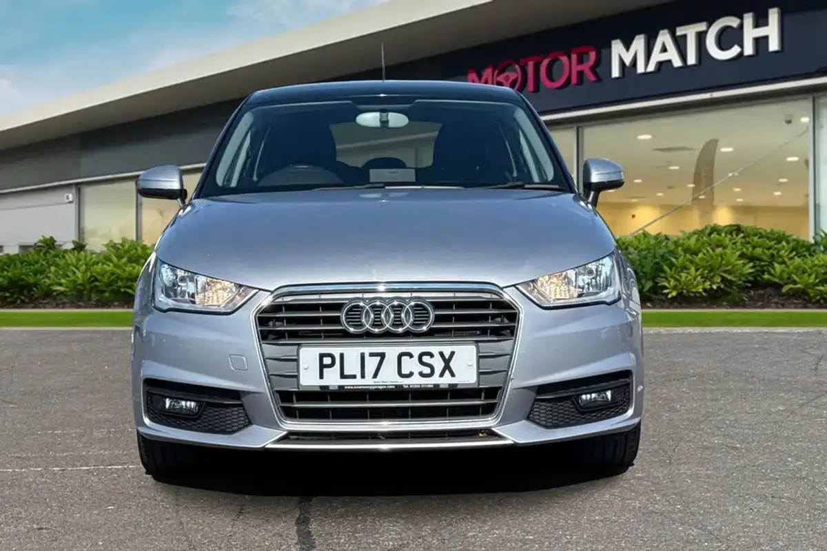 2017-audi-a1-14-tfsi-sportback-5d-big-4