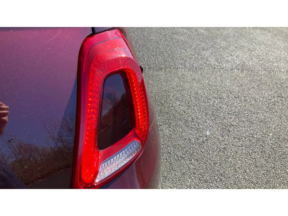 2020-fiat-500-12-lounge-dualogic-big-21