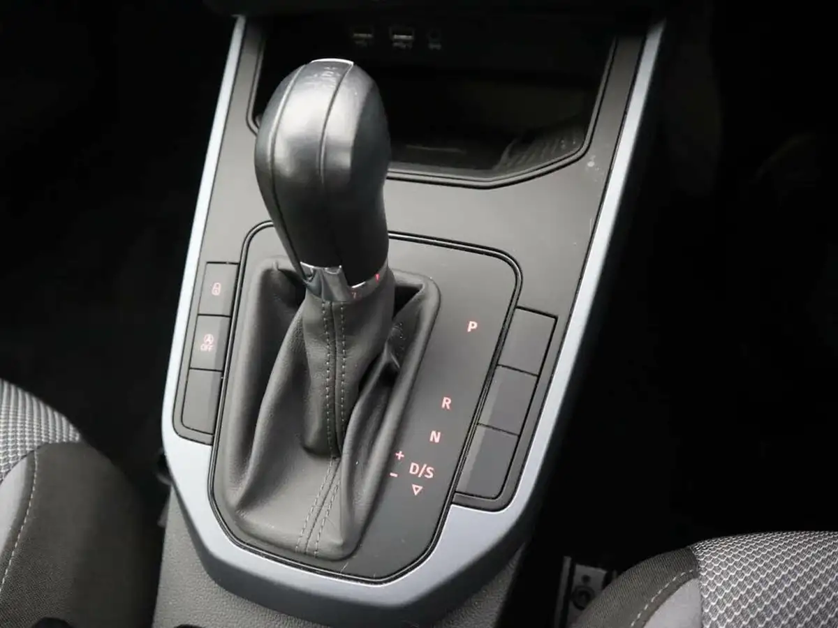2020-seat-arona-10-tsi-se-technology-115ps-dsg-big-20