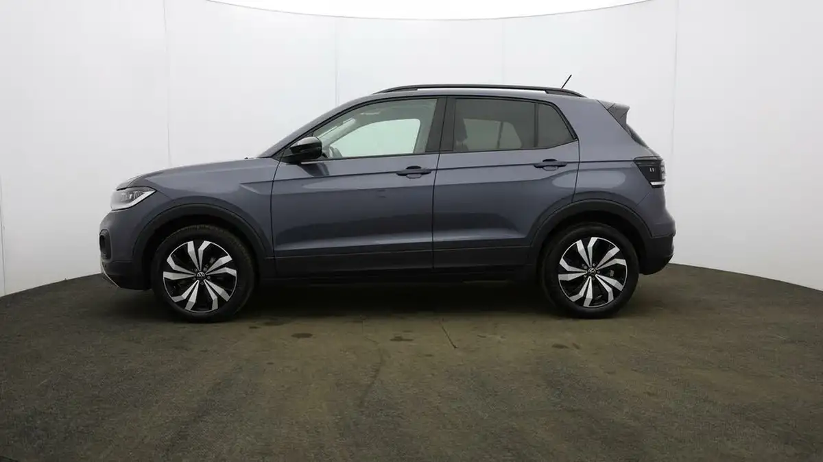 2023-volkswagen-t-cross-10-tsi-black-edition-110ps-big-3