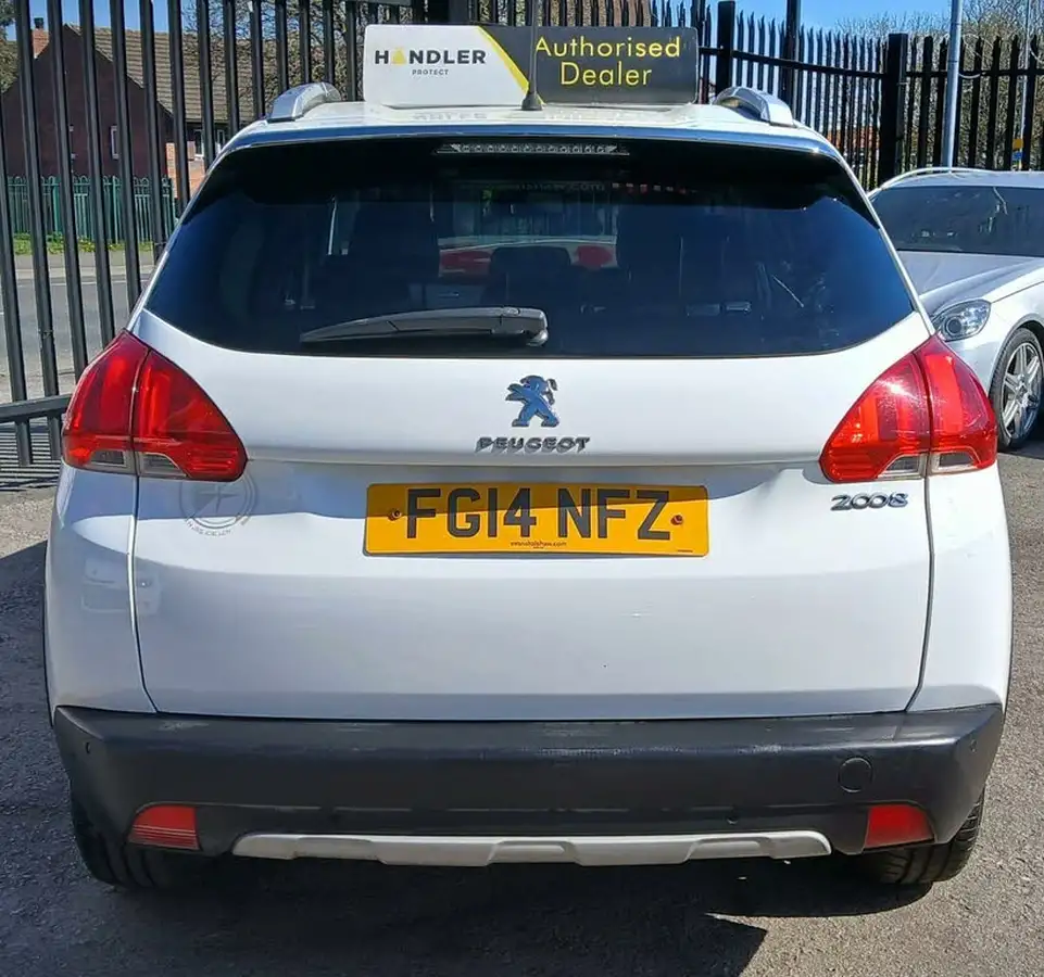 2014-peugeot-2008-crossover-12-crossway-big-37