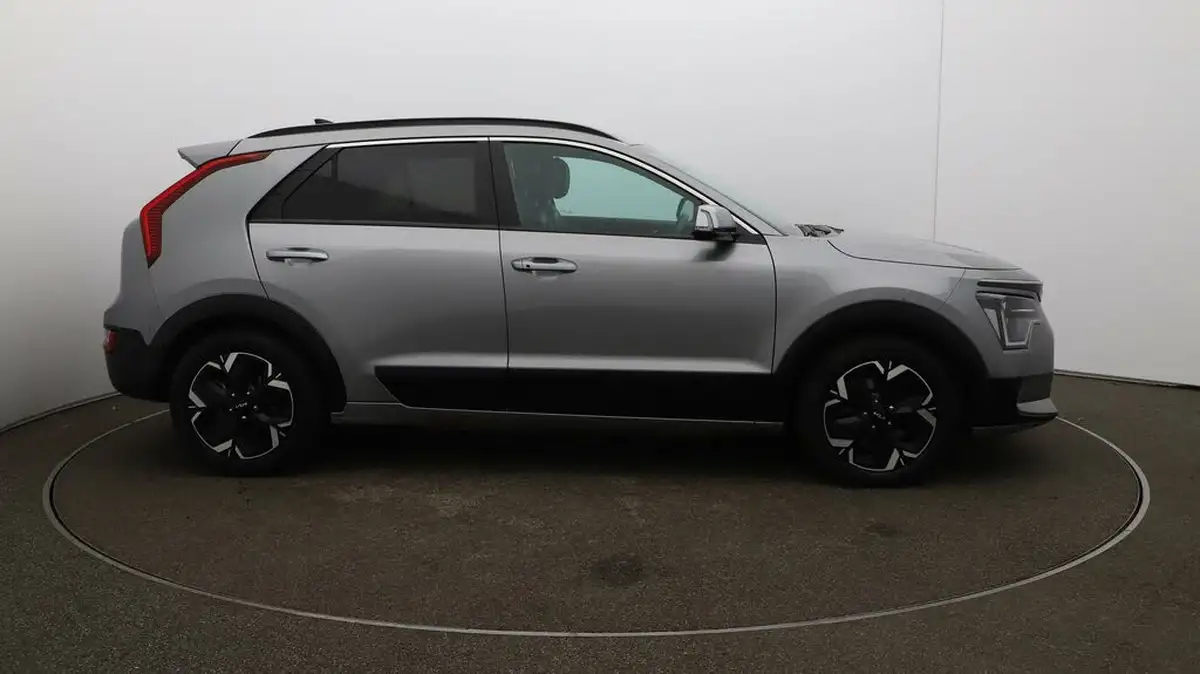 2023-kia-niro-ev-e-4-heat-pump-big-42