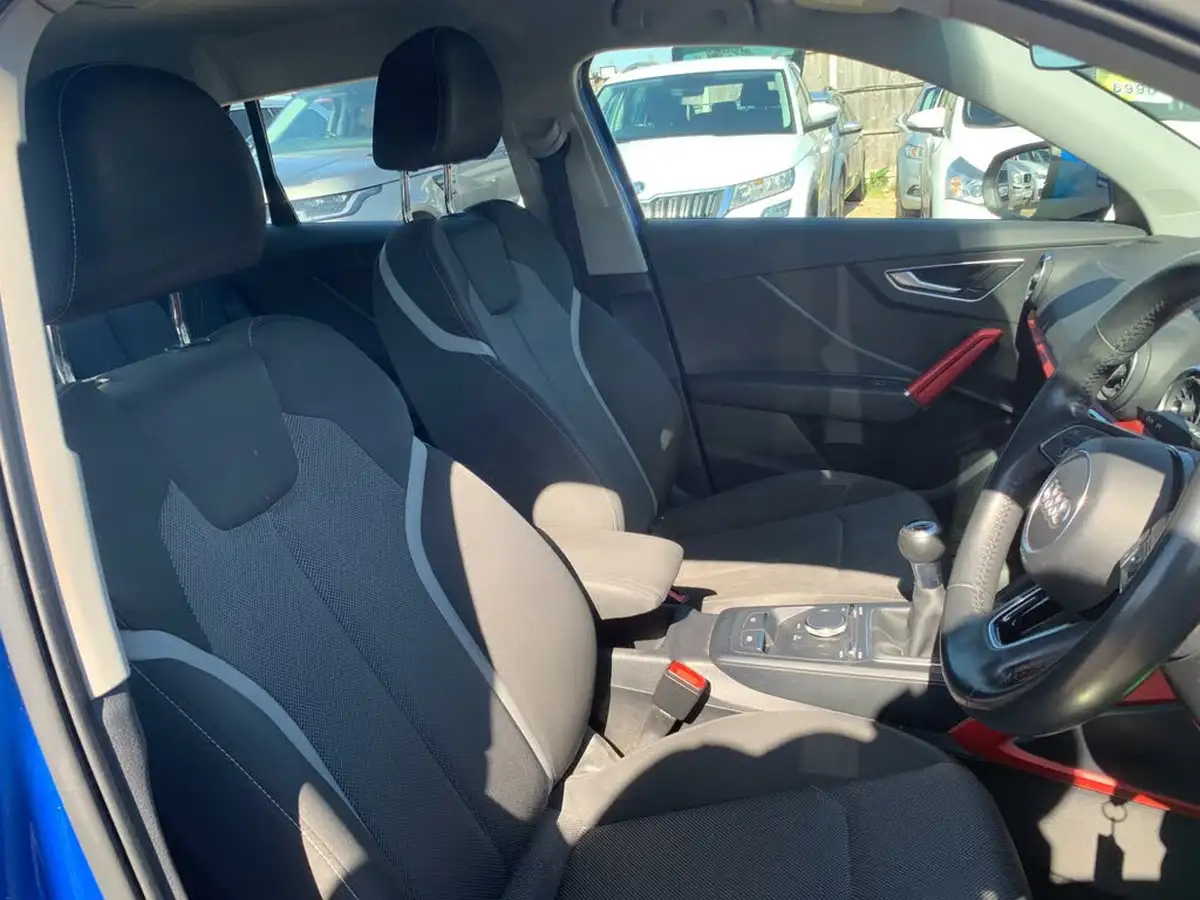 2018-audi-q2-10-30-tfsi-sport-big-16