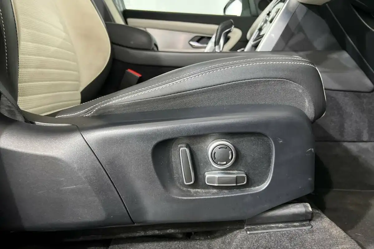 2021-land-rover-discovery-sport-15-p300e-r-dynamic-s-big-18