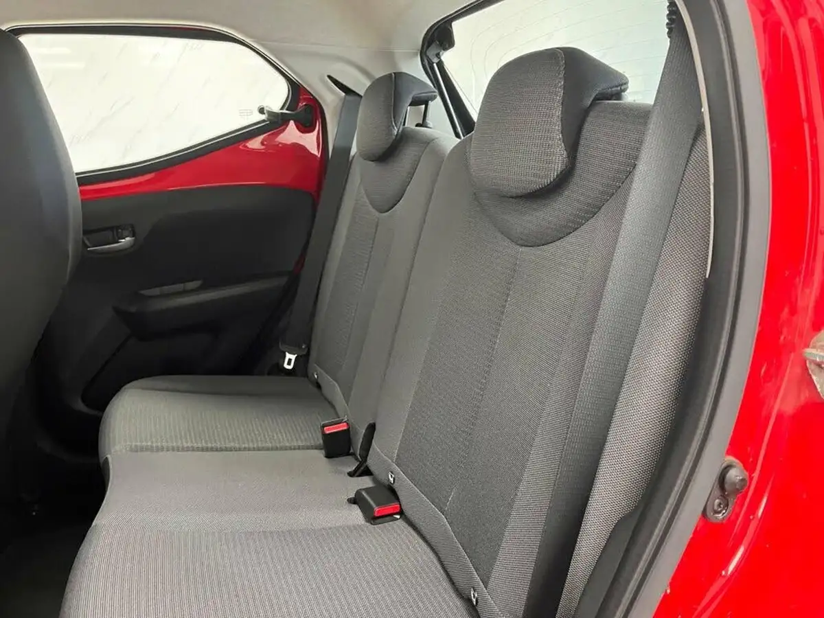 2021-toyota-aygo-10-vvt-i-x-play-tss-big-22