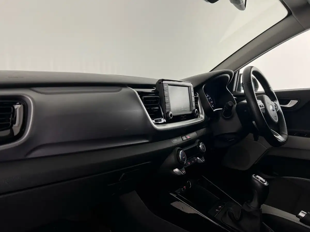 2020-kia-stonic-10-t-gdi-3-big-12