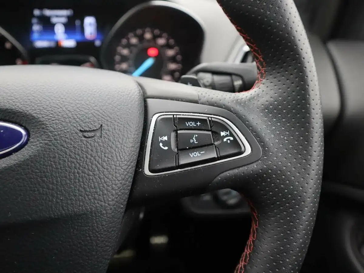 2019-ford-kuga-20tdci-st-line-180ps-awd-powershift-big-22