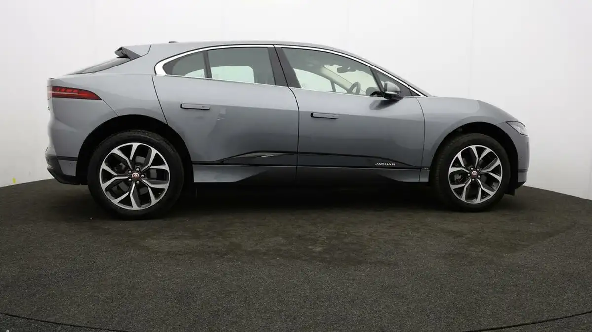 2021-jaguar-i-pace-ev400-hse-big-32