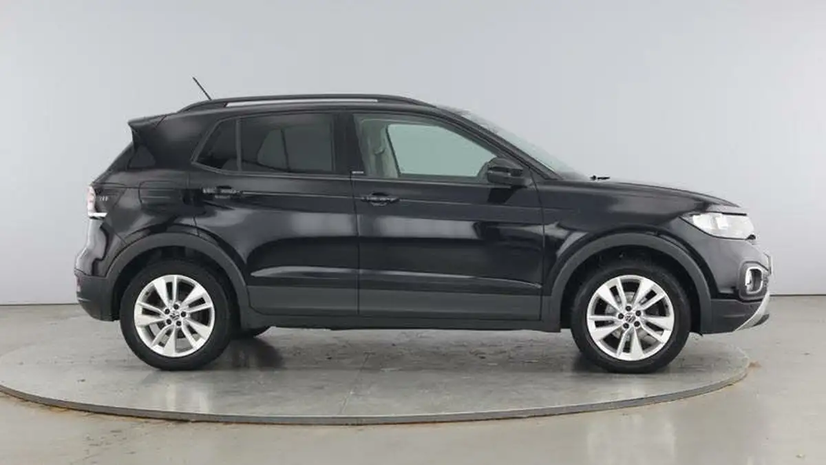 2021-volkswagen-t-cross-10-tsi-active-95ps-big-3