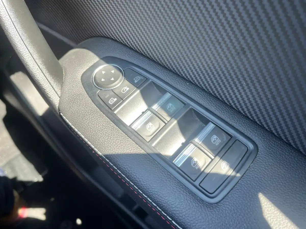 2021-renault-captur-13-tce-rs-line-edc-auto-big-58