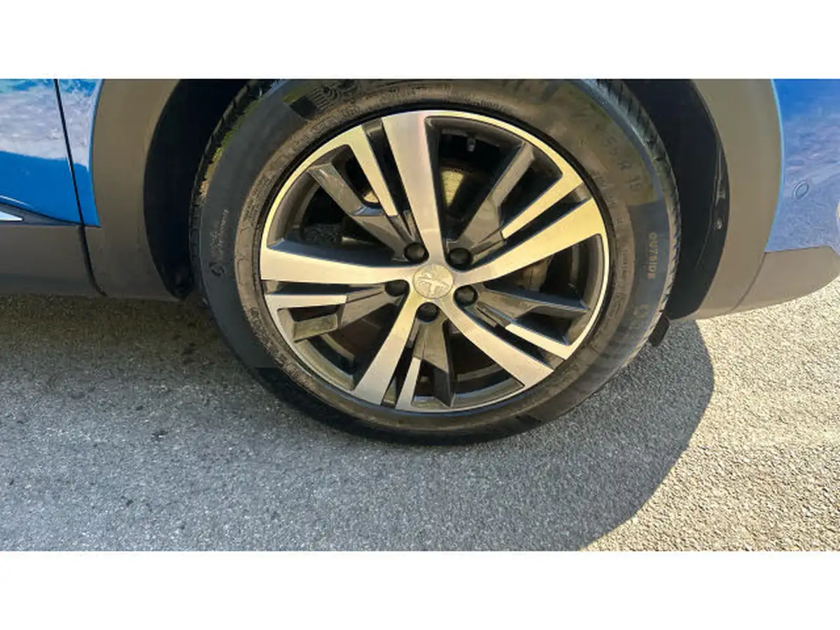 2021-peugeot-3008-suv-12-puretech-allure-big-43