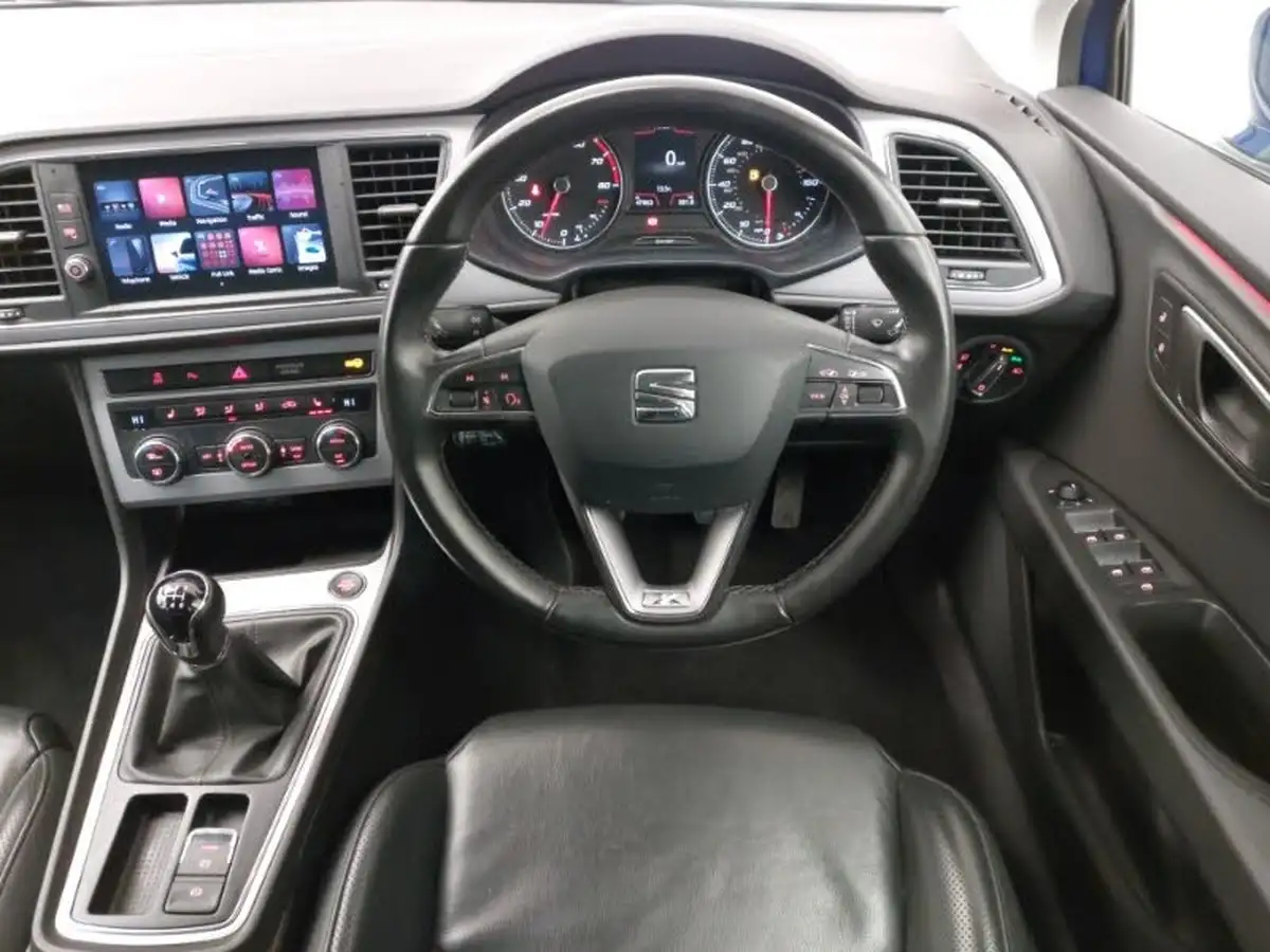 2019-seat-leon-15-tsi-evo-xcellence-150ps-ss-hatchback-big-6