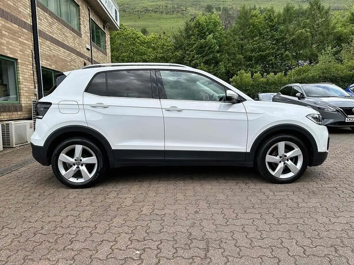 2022-volkswagen-t-cross-10-tsi-sel-big-3