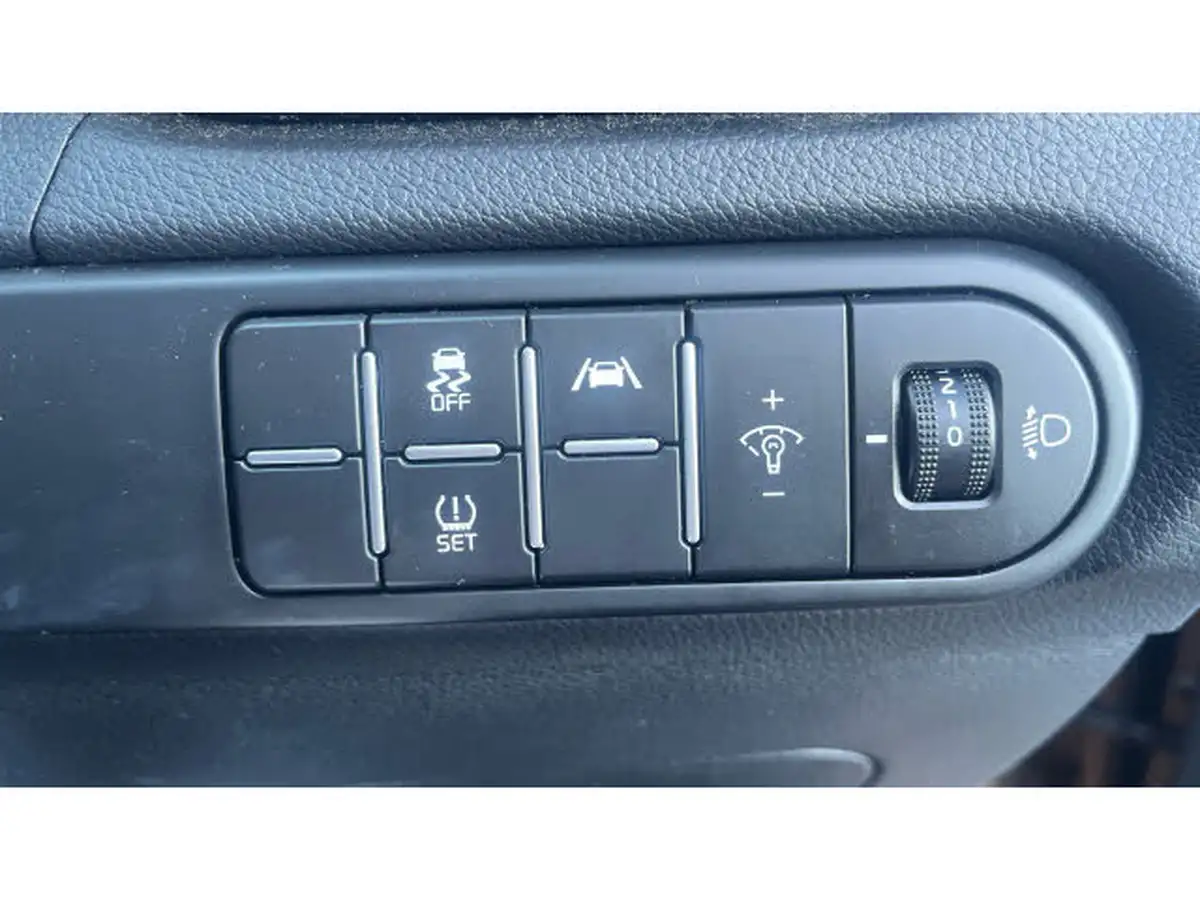 2022-kia-ceed-15-t-gdi-3-sportswagon-big-22