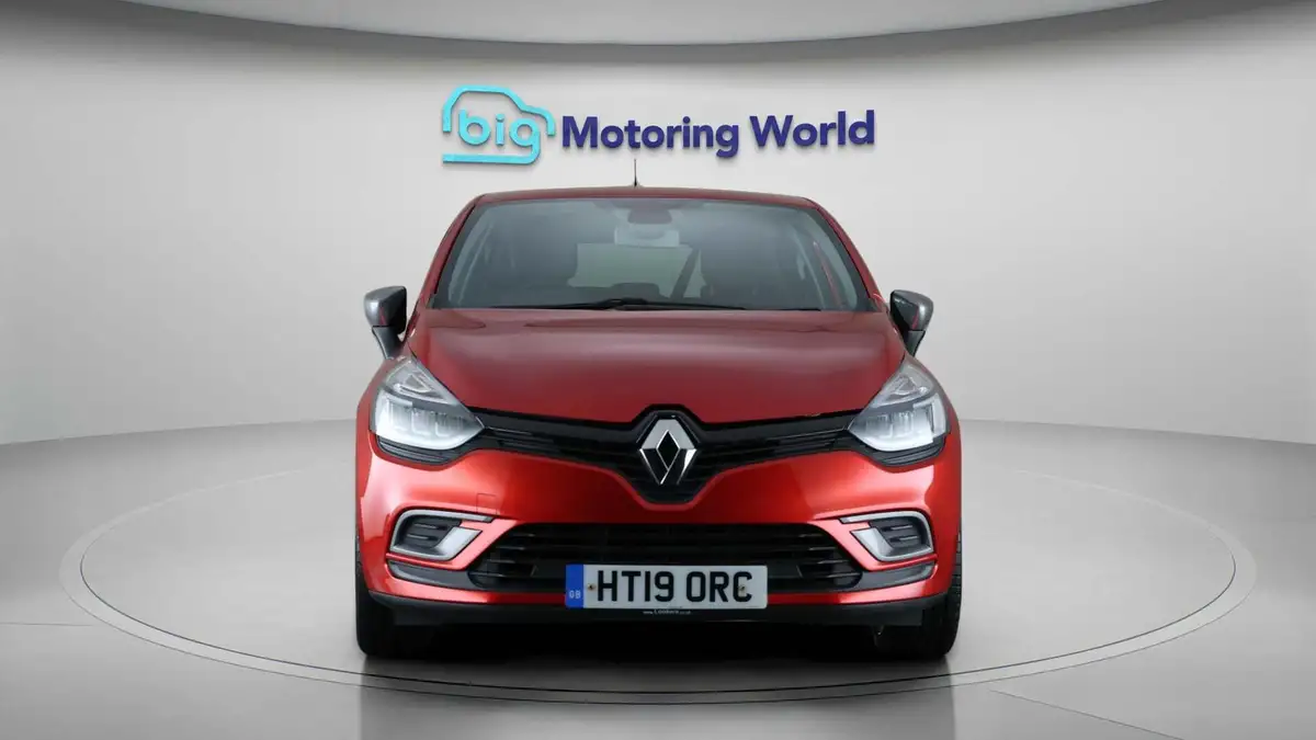 2019-renault-clio-09-tce-gt-line-big-1