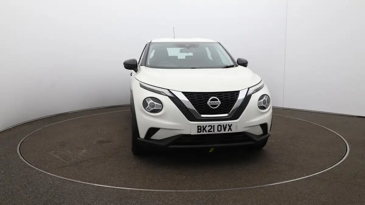 2021-nissan-juke-10-dig-t-visia-big-38
