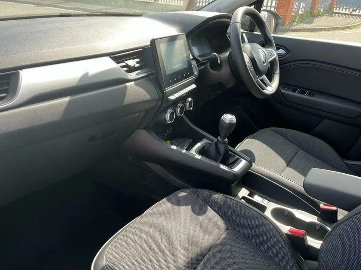 2023-renault-captur-10-tce-techno-big-14