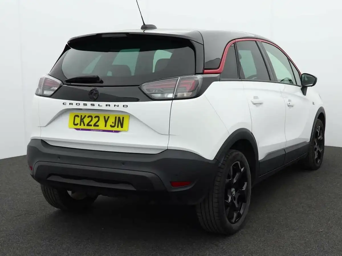 2022-vauxhall-crossland-15-gs-line-big-5