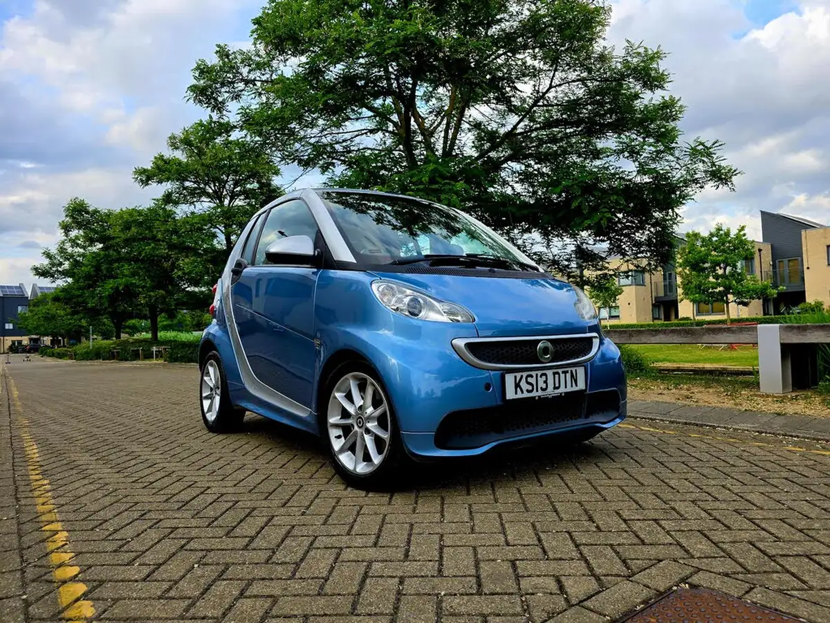 2013-smart-fortwo-10-passion-71bhp-cabriolet-big-10
