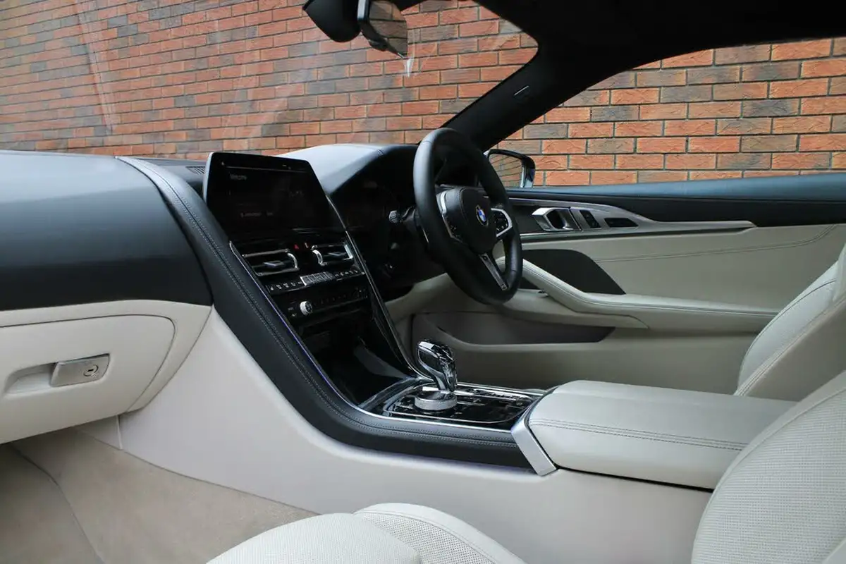 2018-bmw-8-series-30td-840d-xdrive-coupe-big-18