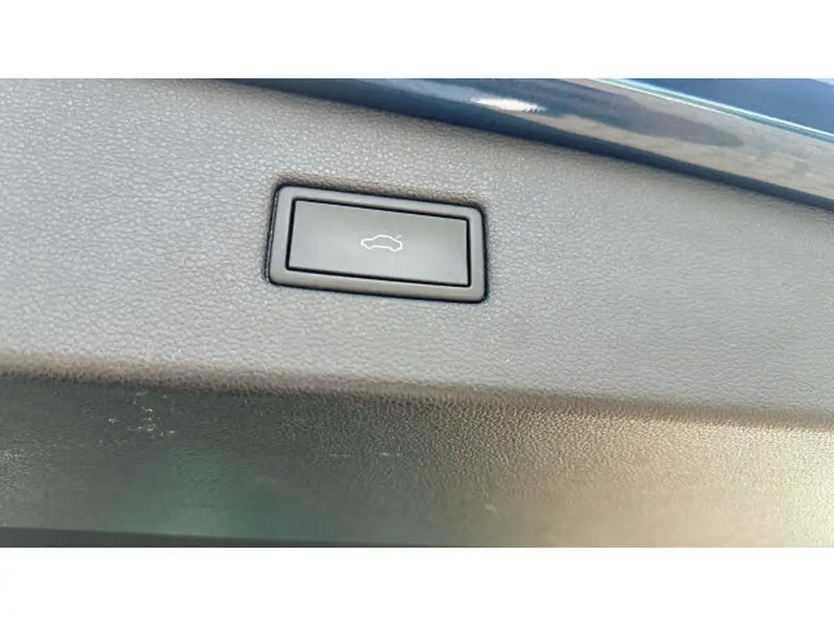 2022-volkswagen-tiguan-15-tsi-elegance-big-29