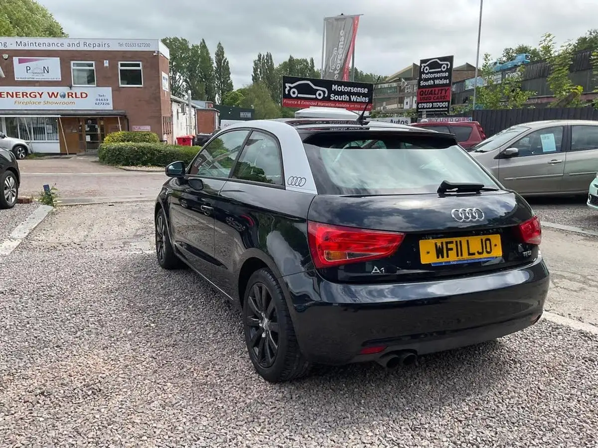 2011-audi-a1-14-sport-tfsi-hatchback-3d-big-72