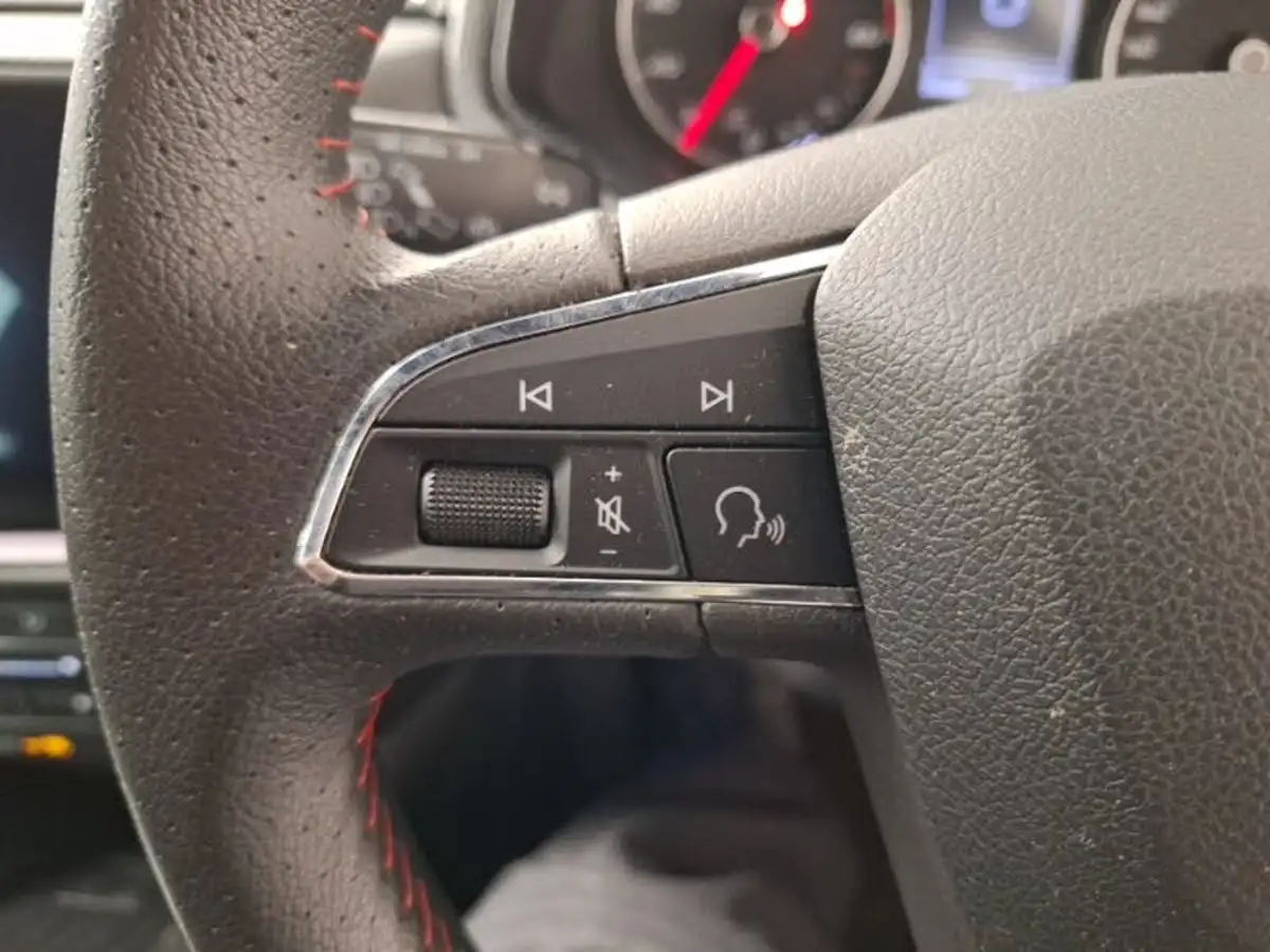 2021-seat-arona-10-tsi-fr-110ps-big-11