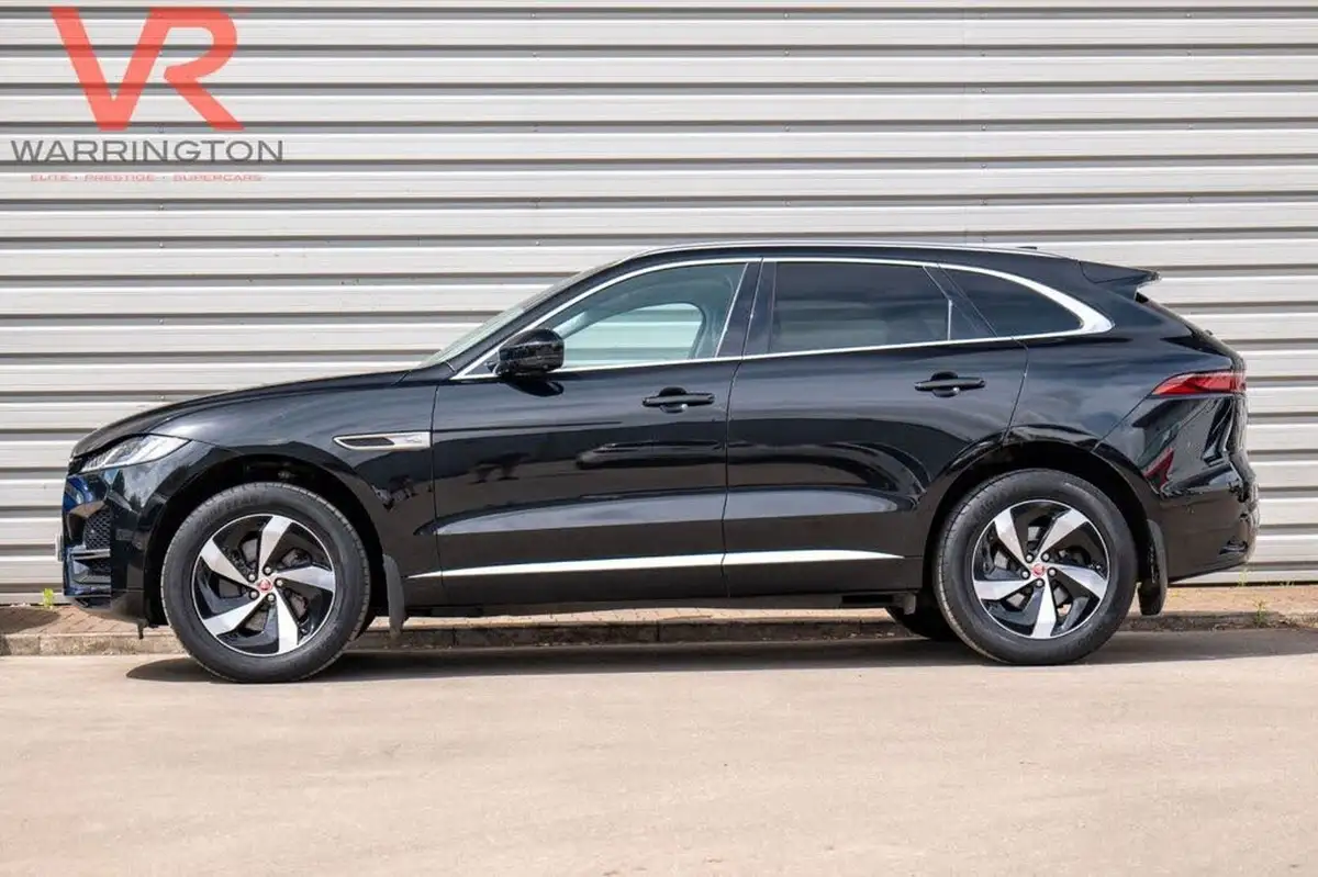 2021-jaguar-f-pace-20-d200-s-mhev-big-6