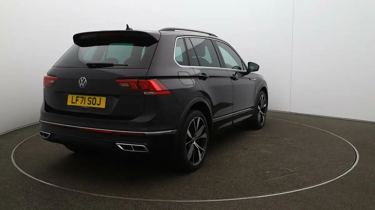 2021-volkswagen-tiguan-15-tsi-r-line-big-55