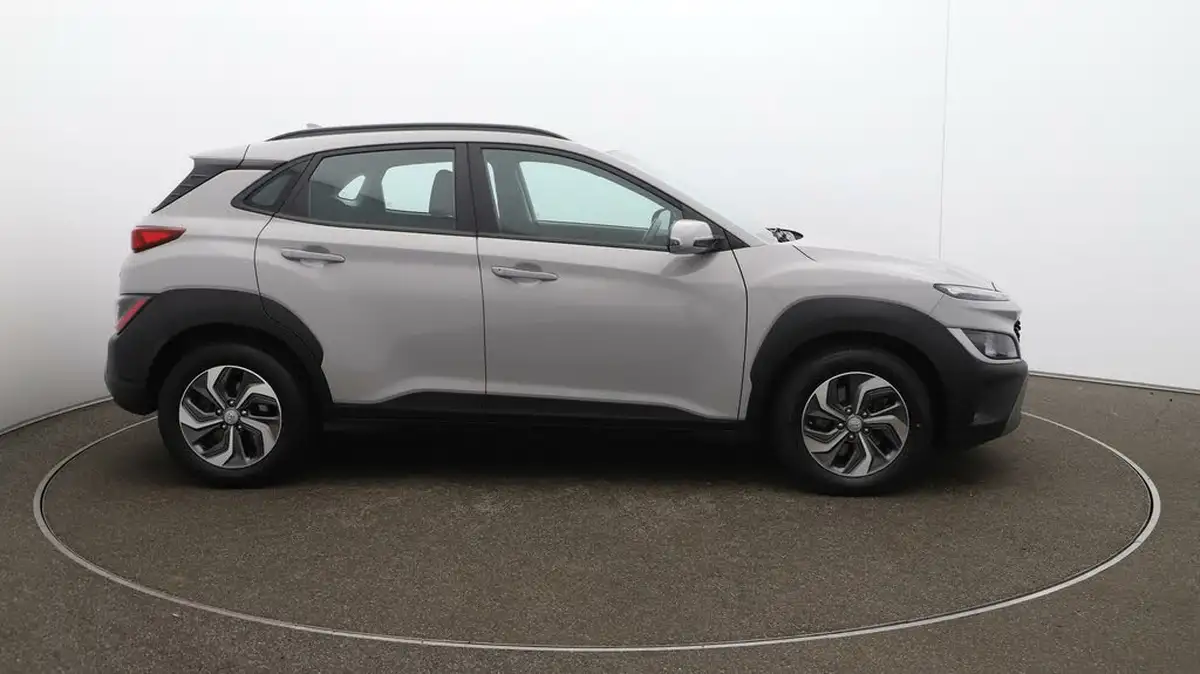 2022-hyundai-kona-16-gdi-se-connect-big-50