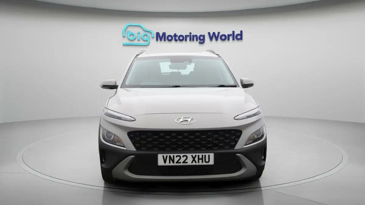 2022-hyundai-kona-16-gdi-se-connect-big-2