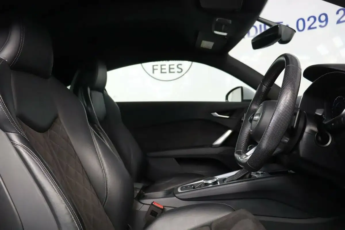 2019-audi-tt-coupe-20-40-tfsi-s-line-big-20