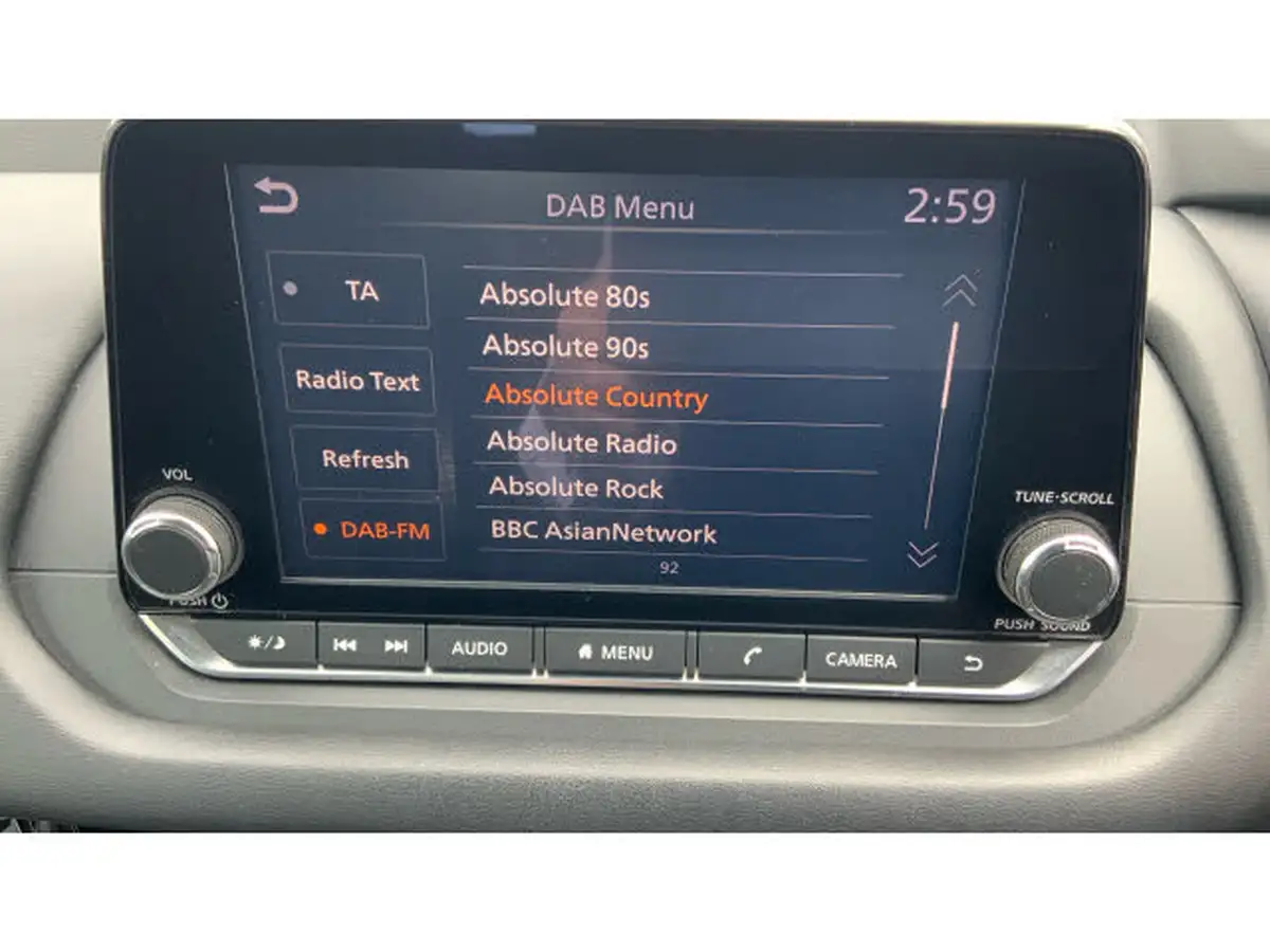 2022-nissan-qashqai-13-dig-t-acenta-premium-140ps-big-23