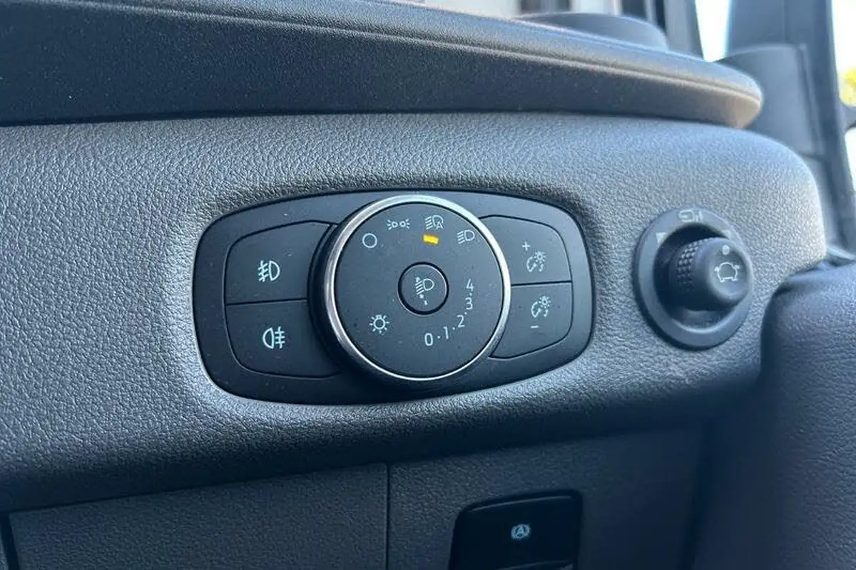 2024-ford-transit-20tdci-350-l2h2-leader-165pseu6d-panel-van-big-9