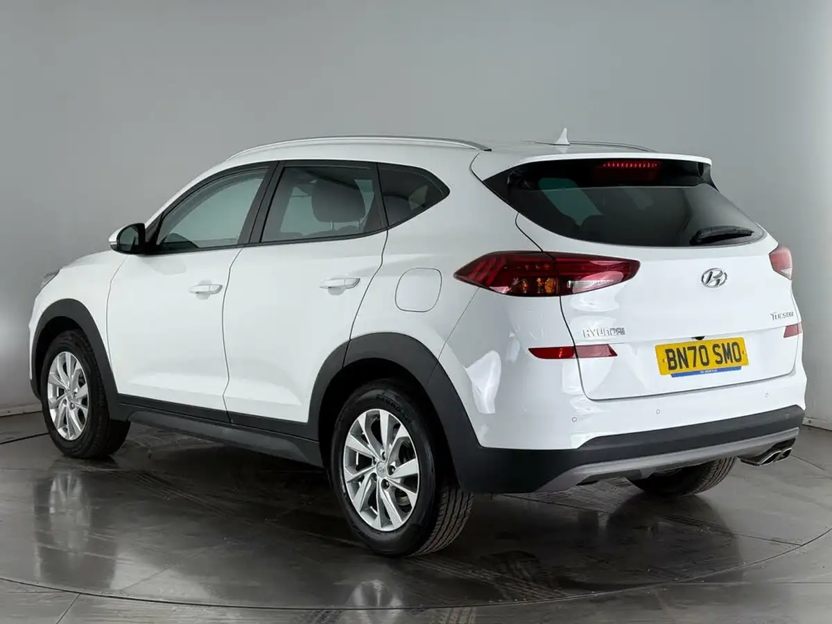 2020-hyundai-tucson-16-t-gdi-se-nav-dct-big-6