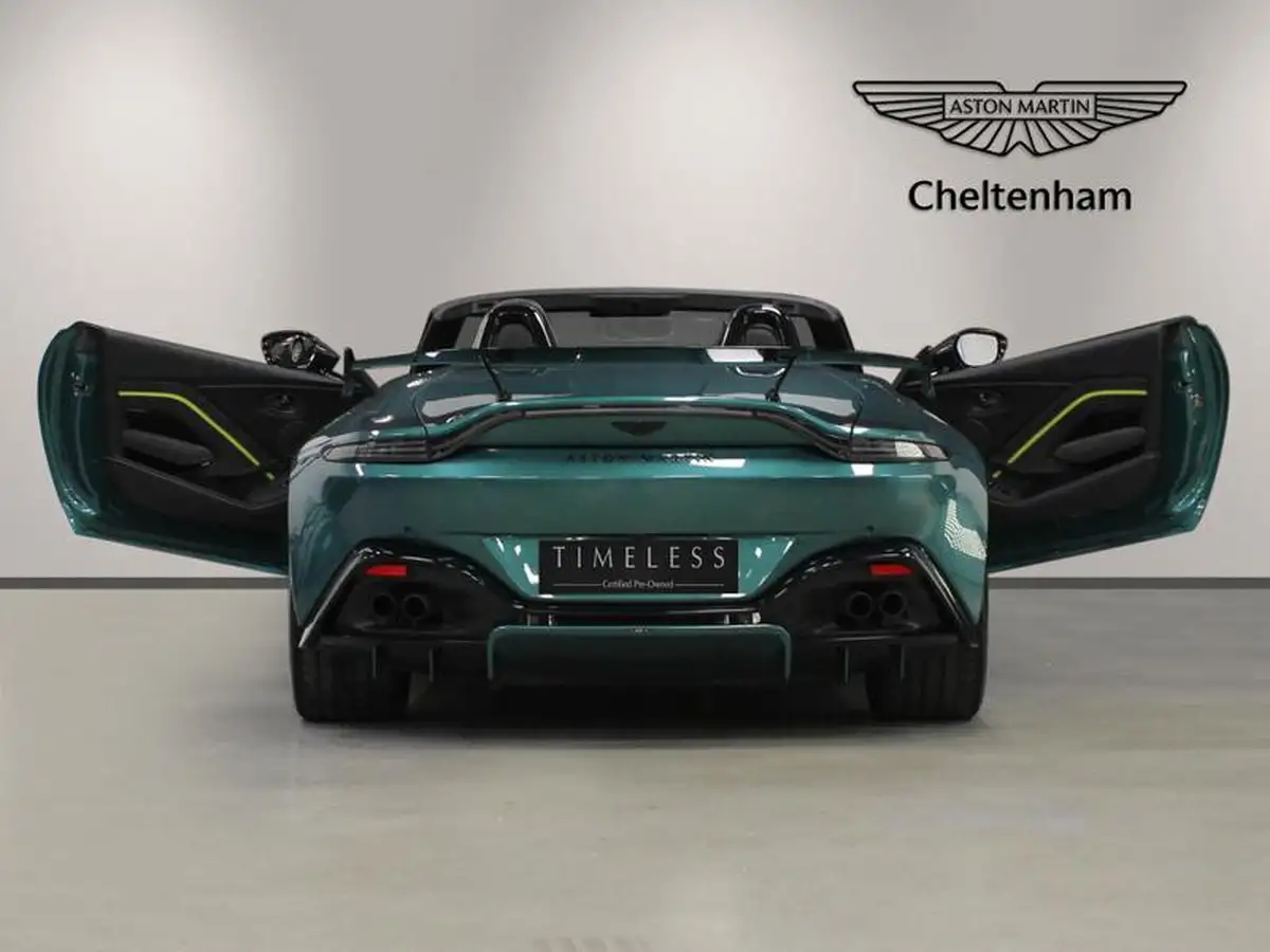2022-aston-martin-vantage-40-v8-vantage-f1-roadster-big-31