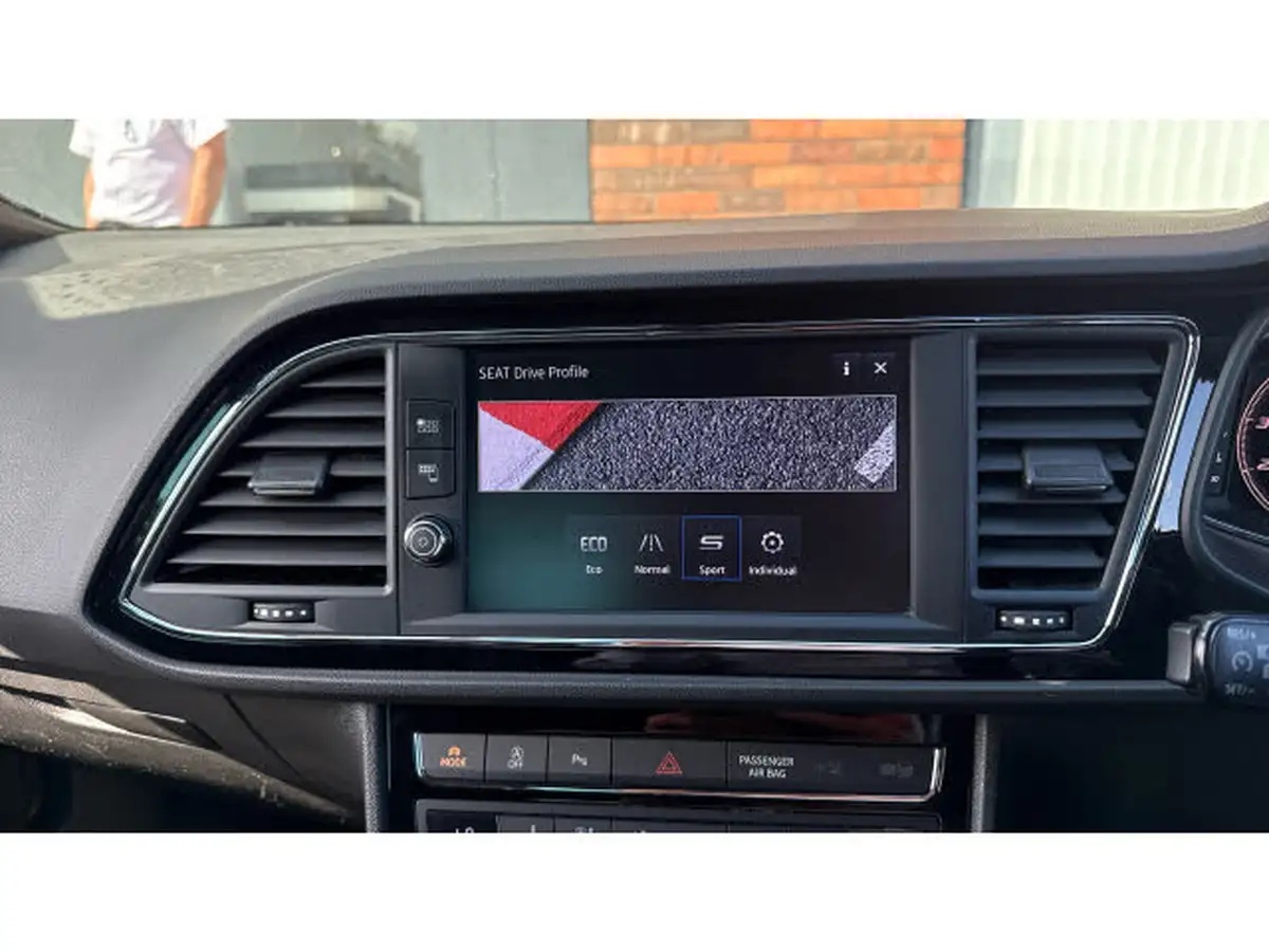2020-seat-leon-15-tsi-evo-fr-black-edition-150ps-hatchback-dsg-big-26
