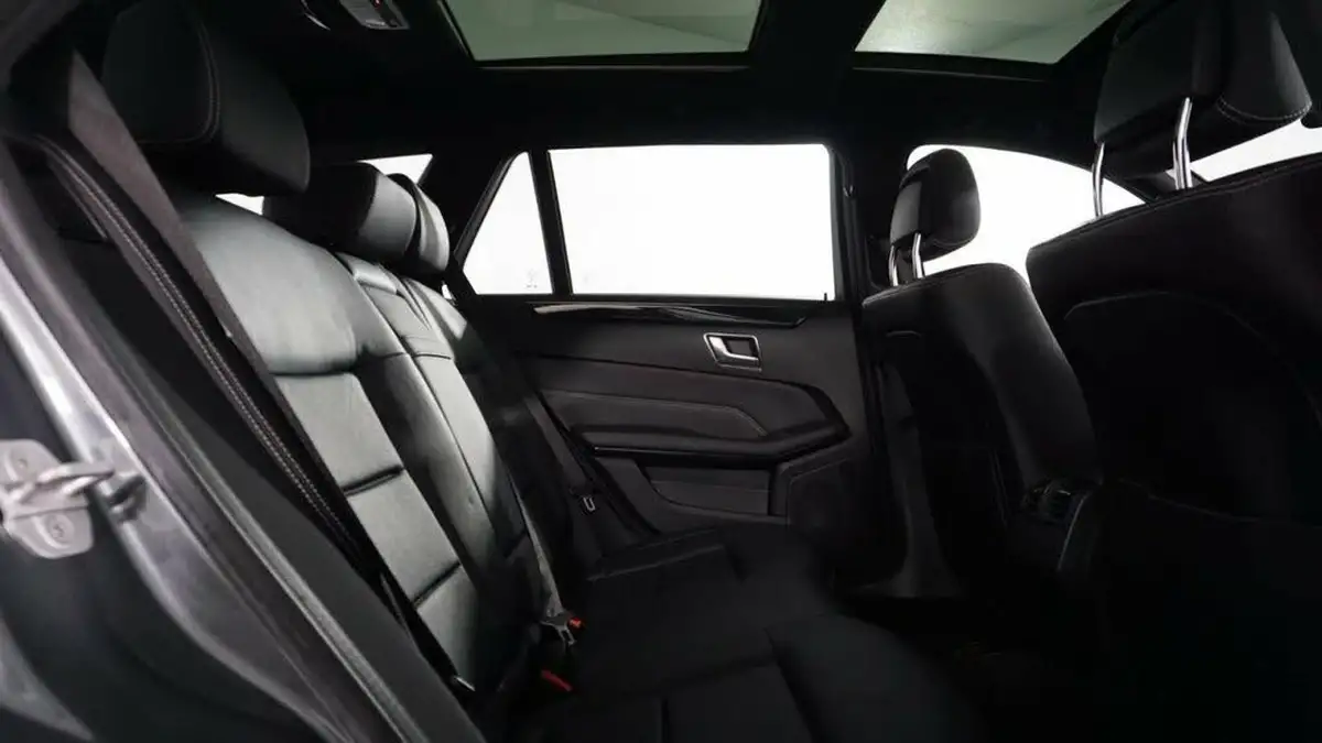 2016-mercedes-benz-e-class-21cdi-e220-amg-night-edition-premium-plus-estate-5d-big-20