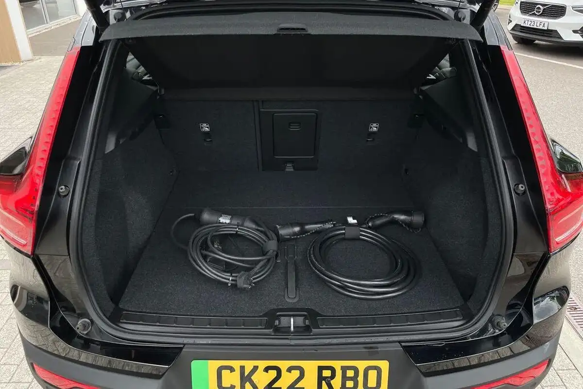 2022-volvo-xc40-e-recharge-plus-228bhp-big-18