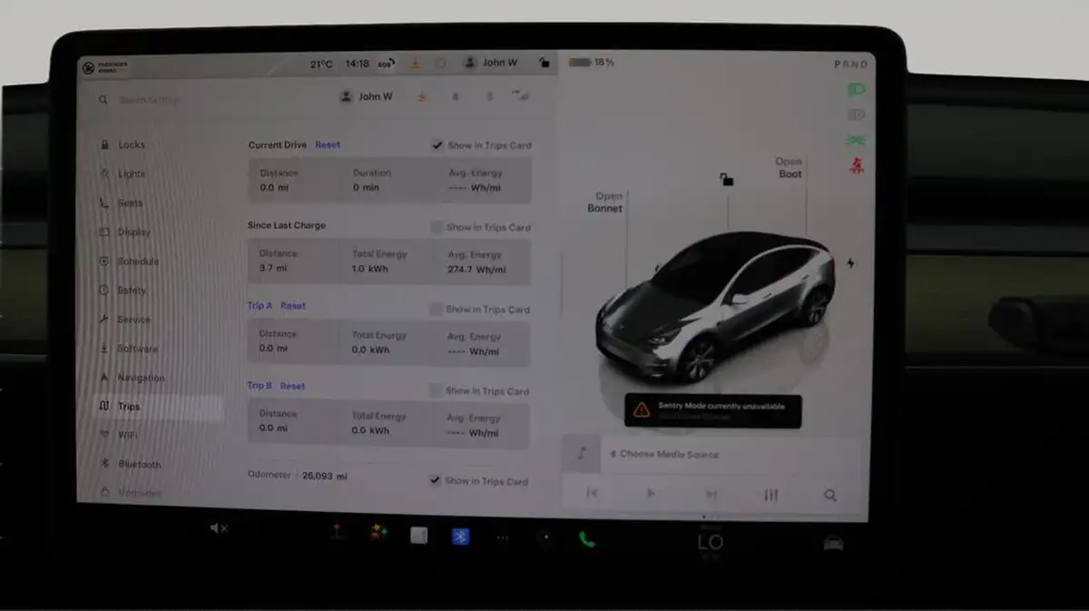 2023-tesla-model-y-e-rwd-big-10