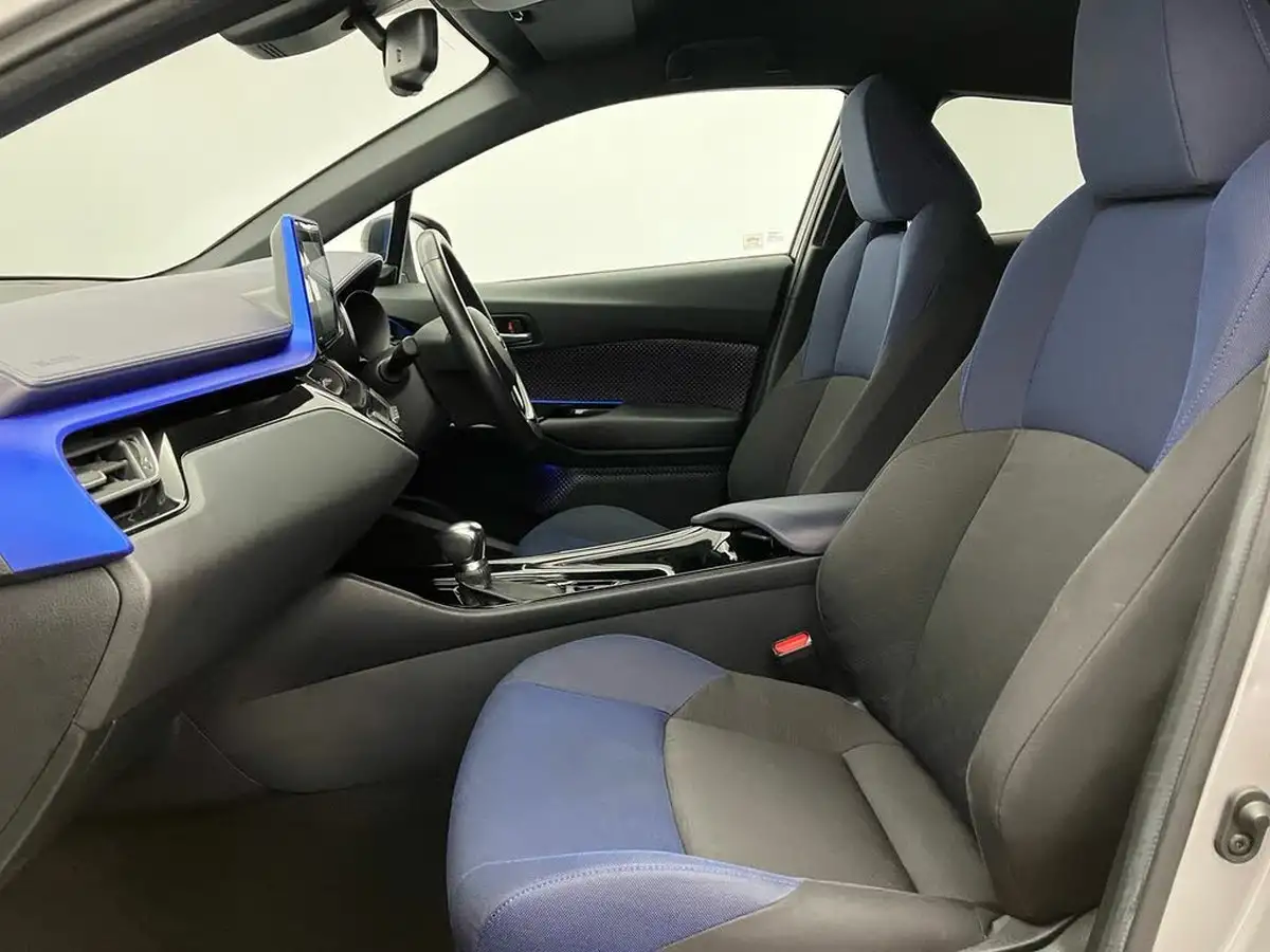 2017-toyota-c-hr-18-vvt-i-dynamic-big-30