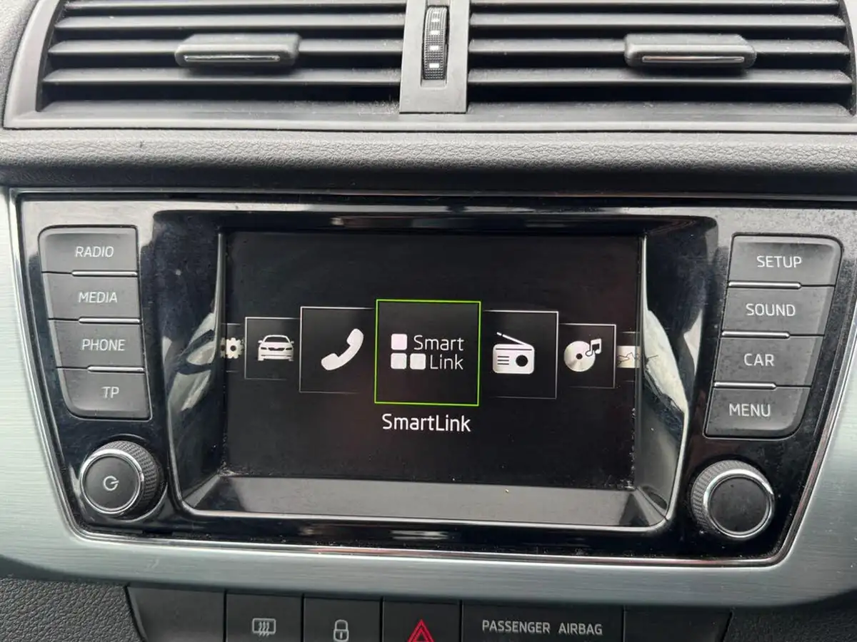 2016-skoda-fabia-12-tsi-se-90ps-hatchback-big-36