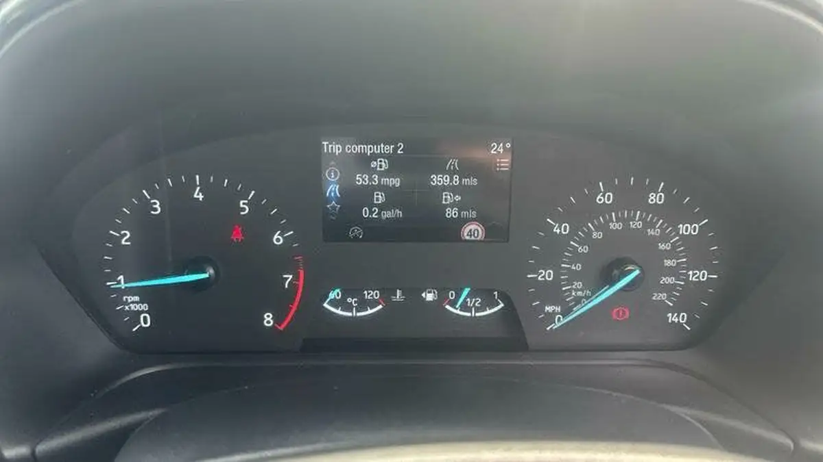 2022-ford-fiesta-10t-st-line-100ps-5d-big-35