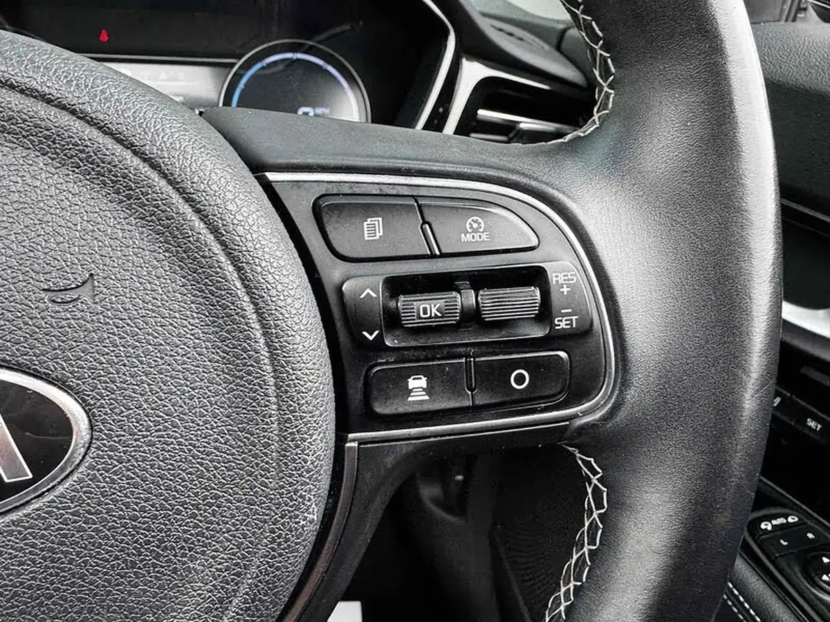 2021-kia-e-niro-ev-4-big-42