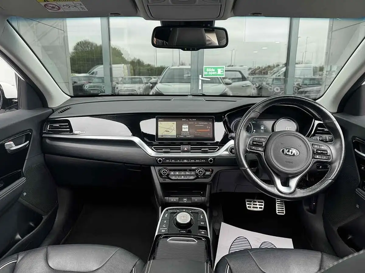 2021-kia-e-niro-ev-4-big-18