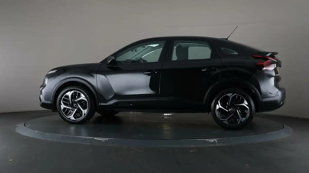 2021-citroen-c4-15bluehdi-sense-plus-130ps-eat8-big-36