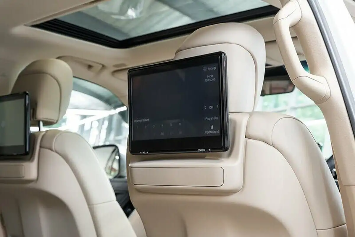 2023-toyota-land-cruiser-big-34