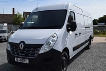 2018 Renault Master 2.3dCi LM35 130 Business Medium Roof Panel Van
